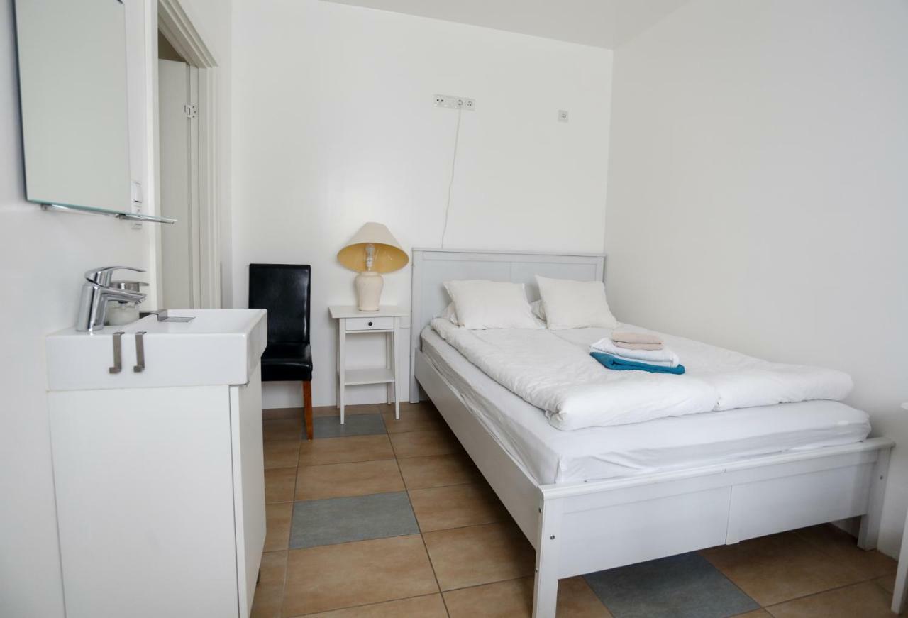 Guesthouse Summerday Ρέυκιαβικ Εξωτερικό φωτογραφία